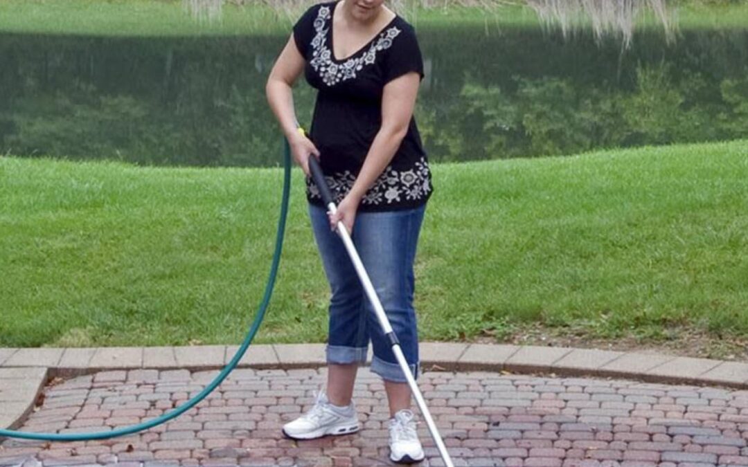 Mr. LongArm Outdoor Cleaning Brush